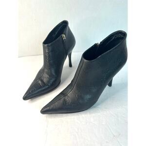 GUCCI Vintage Black Leather GG Monogram Logo Short Zip Stiletto Heel Bootie 5C W